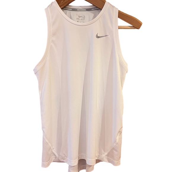 Nike Tops - Nike Tank Top Women's Medium M White Mesh Sleeveless Tank Top Workout‎